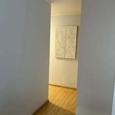 Goldnest Apartment *